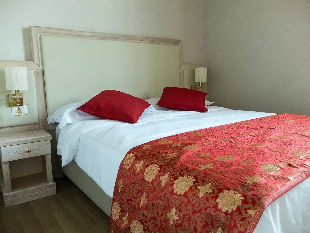 Vittoria Houses Relais Hotell San Bonifacio 0*,